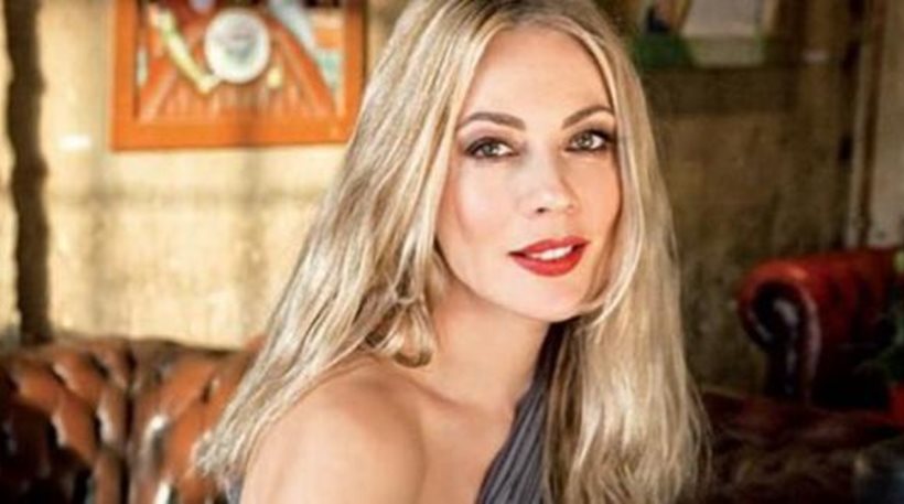 Σμαράγδα,Καρύδι,Γαλάζιο,Πουλί,Αιμίλιος,Χειλάκης