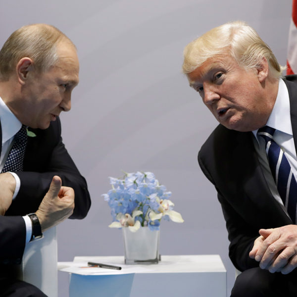 "Καθαρός" ο Πρόεδρος Trump μετά το πόρισμα της έρευνας για τις σχέσεις του με τη Ρωσία,οι Δημοκρατικοί θα υποχρεωθούν πλέον σε αλλαγή της στρατηγικής τους,Γιώργος Δημητρακόπουλος,AllTimeClassic