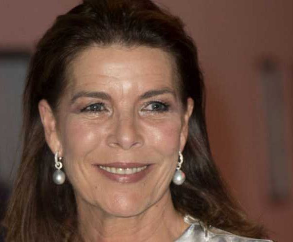 Καρολίνα του Μονακό, μια από τις ωραιότερες γαλαζοαίματες που αποδέχτηκε τα σημάδια του χρόνου στο πρόσωπό της και γεράζει όμορφα,AllTimeClassic