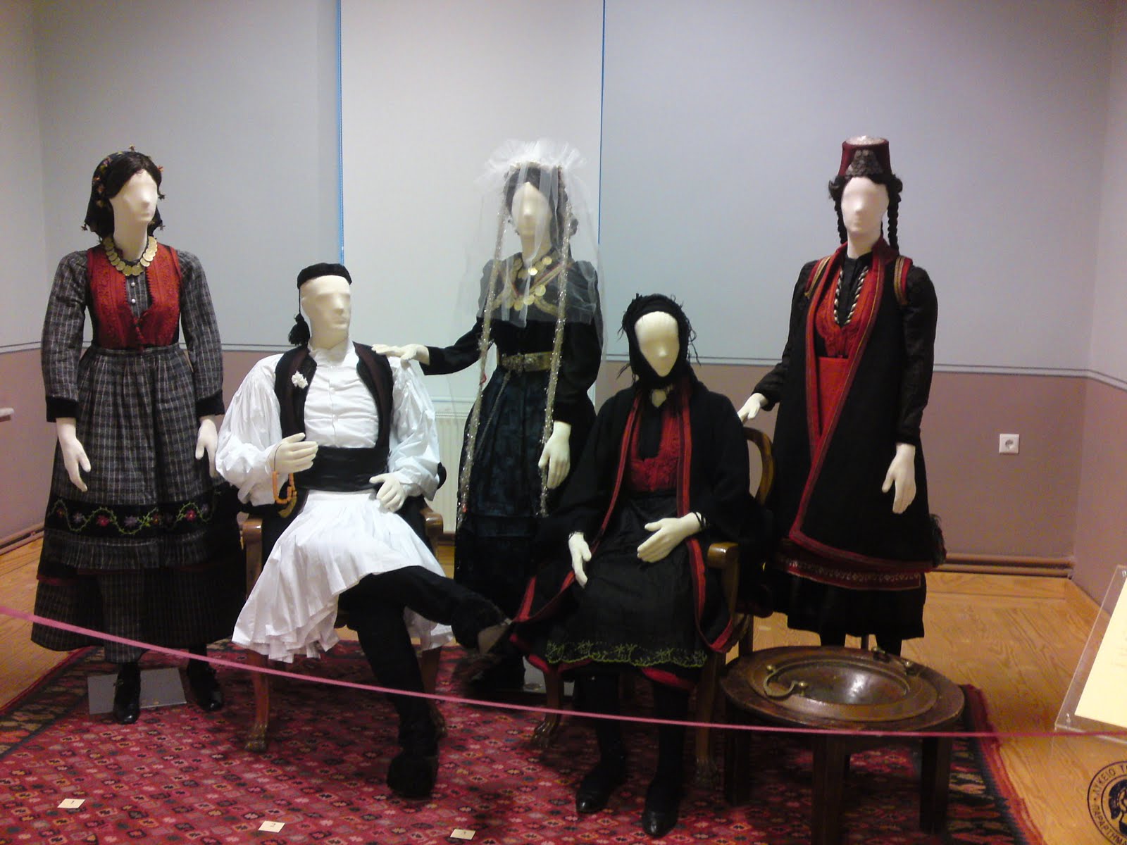 Η δημιουργία μιας ελληνικής παραδοσιακής φορεσιάς και η δυσκολία της,AllTimeClassic