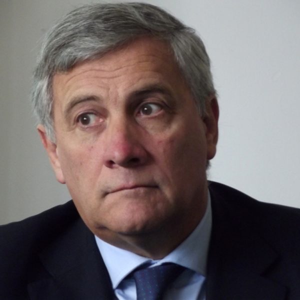 Ο πρόεδρος του Ευρωπαϊκού Κοινοβουλίου Α.Ταγιάνι δεν υπέγραψε την υποψηφιότητα Τσίπρα-Ζάεφ για Νόμπελ,AllTimeClassic