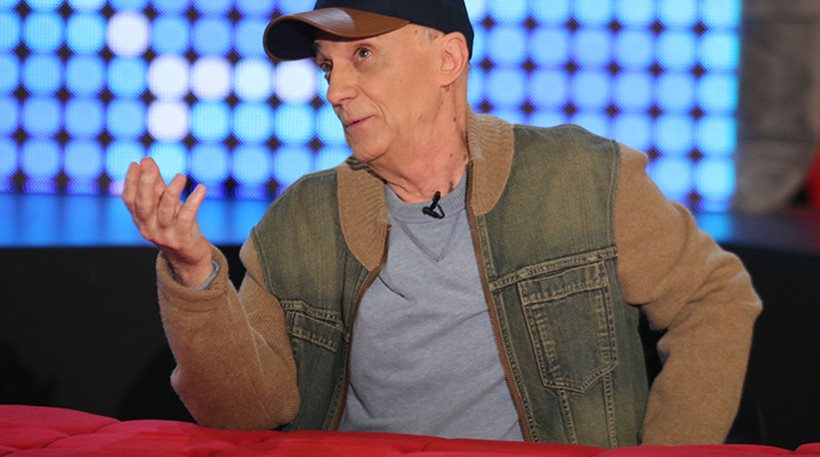 Ο Νίκος Μαστοράκης επέκρινε το γνωστό ριάλιτι επιβίωσης χαρακτηρίζοντάς το ως" Δούρειο Ίππο που εξοικειώνει το μεσοαστικό νοικοκυριό στην ιδέα μιας πιο στενής συνύπαρξης με το γειτονικό βάρβαρο πολεμοχαρές έθνος",AllTimeClassic