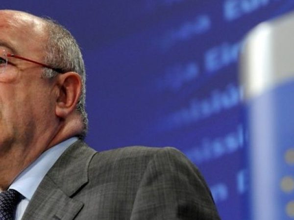 Ο "δολοφόνος επιστρέφει στον τόπο του εγκλήματος" τον Αλμούνια στέλνει ο Ευρωπαϊκός μηχανισμός στήριξης να ελέγξει το τραπεζικό πρόγραμμα στην Ελλάδα,AllTimeClassic