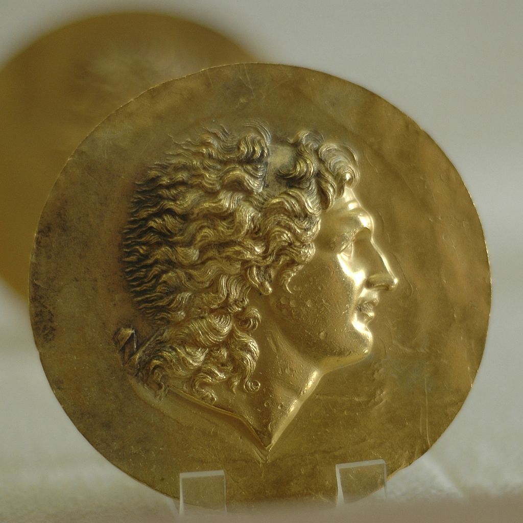 Η Ε.Αρβελέρ προσπαθεί να ανατρέψει την ιστορία "συμφωνώ με τα ευρήματα των Αμερικανών ο Μέγας Αλέξανδρος είναι θαμμένος στη Βεργίνα" AllTimeClassic