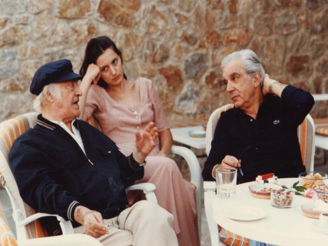 Οι γυναίκες μιλούν .Οι μεγάλοι ποιητές μέσα από τα μάτια των γυναικών που έζησαν κοντά τους Ελύτης, Ρίτσος, Σεφέρης, Βάρναλης,AllTimeClassic