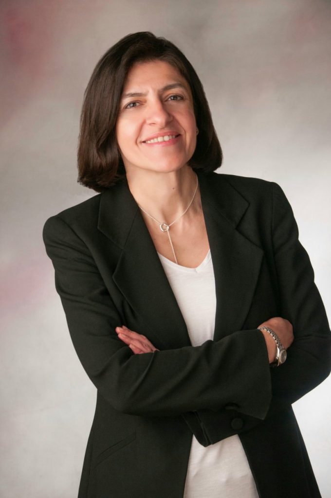 Η Μέγκαν θέλει να γεννήσει στο νερό και θα επιλέξει μεταξύ τριών γυναικών γυναικολόγων εκ των οποίων η μια είναι Ελληνίδα,AllTimeClassic