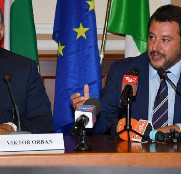 Ματέο Σαλβίνι-Βίκτρορ Ορμπάν μια "ιδανική" σχέση που φιλοδοξεί "να σώσει" την Ευρώπη ,AllTimeClassic