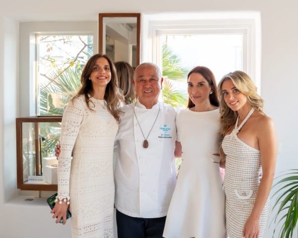 20 χρόνια Matsuhisa hotel Belvedere Mykonos-Μαριάννα Λαιμού,Ειρήνη Δανελιάν,Ελίνα Βασιλάκη,Nobu Matsuhisa-Gr_life-opening_belvedere_4._DSC08839