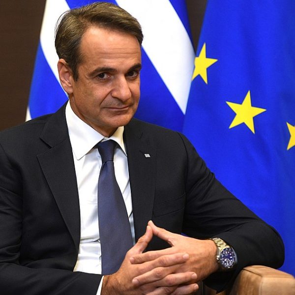 Vladimir_Putin_and_Kyriakos_Mitsotakis_(2021-12-08)_03 wikipedia.alltimeclassic