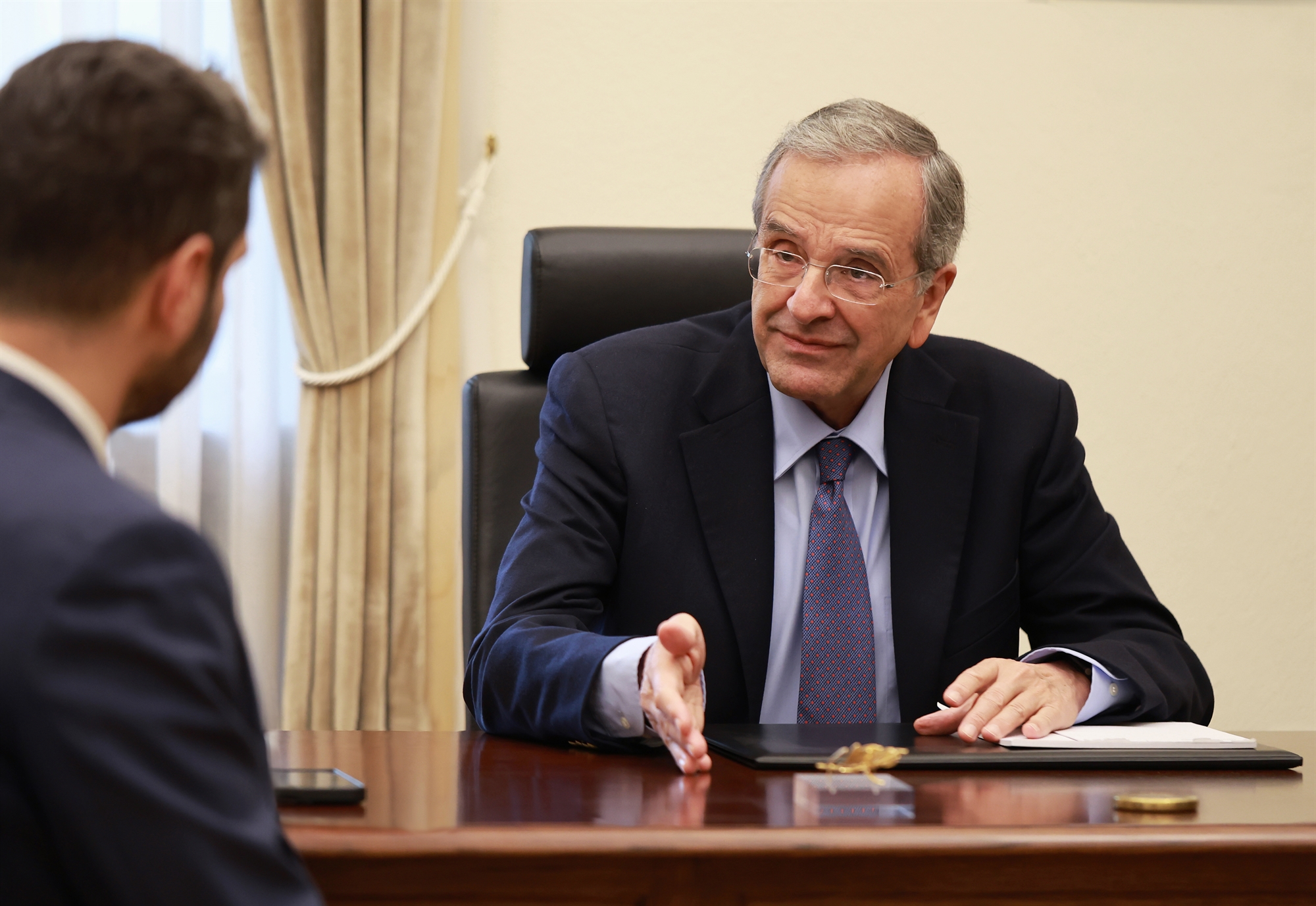 φωτογραφία fb αντωνης σαμαρας